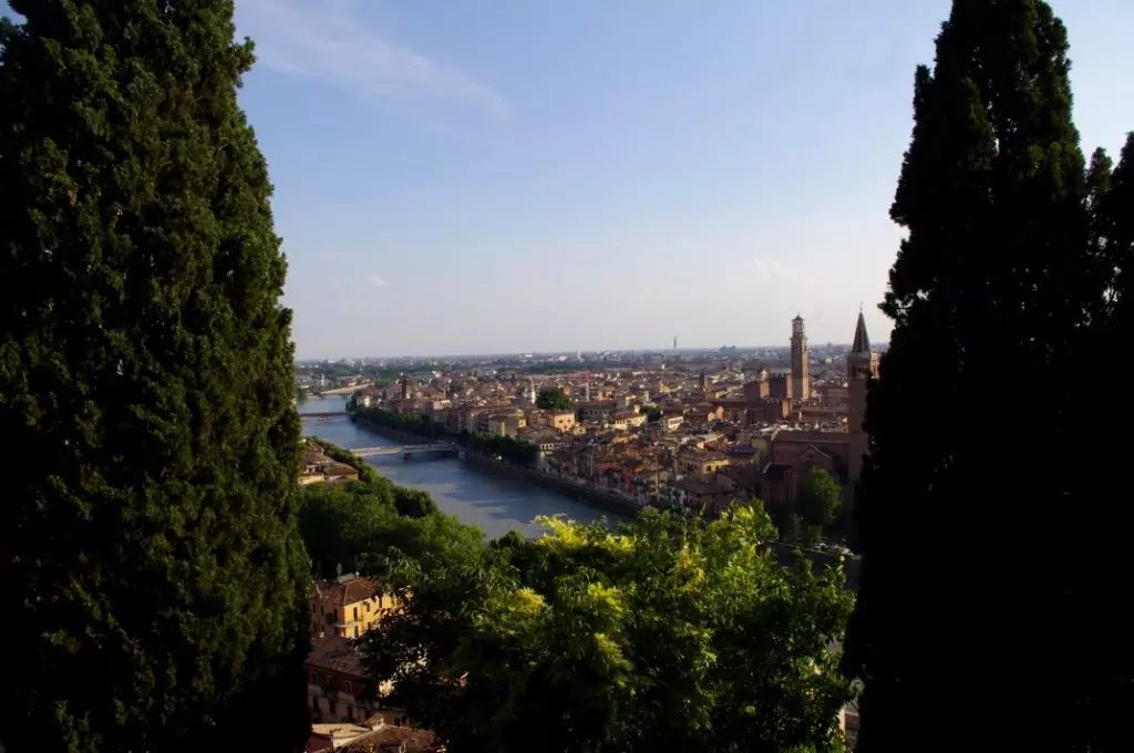 Verona (CC awesomatik.com)